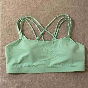 GapFit Low Impact Strappy Sports Bra